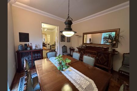 Casa à venda com 218m², 3 quartos e 2 vagas Casa à venda com 218m², 3 quartos e 2 vagasSala 5