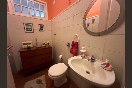 Casa à venda com 218m², 3 quartos e 2 vagas Casa à venda com 218m², 3 quartos e 2 vagasLavabo da Sala 2