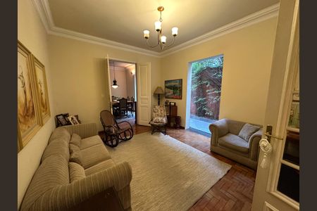 Casa à venda com 218m², 3 quartos e 2 vagas Casa à venda com 218m², 3 quartos e 2 vagasSala 4