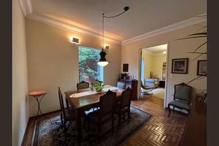 Casa à venda com 218m², 3 quartos e 2 vagas Casa à venda com 218m², 3 quartos e 2 vagasSala 5