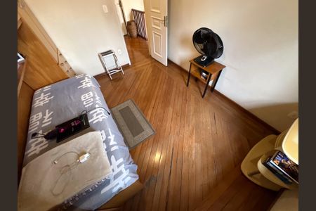 Casa à venda com 218m², 3 quartos e 2 vagas Casa à venda com 218m², 3 quartos e 2 vagasQuarto 2