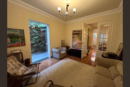 Casa à venda com 218m², 3 quartos e 2 vagas Casa à venda com 218m², 3 quartos e 2 vagasSala 4