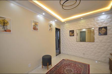 Sala de casa para alugar com 2 quartos, 8m² em Bento Ribeiro, Rio de Janeiro