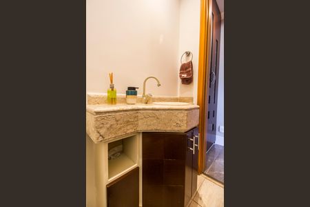 Apartamento à venda com 139m², 3 quartos e 2 vagas Apartamento à venda com 139m², 3 quartos e 2 vagasLavabo da Lavabo