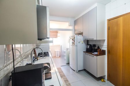 Apartamento à venda com 139m², 3 quartos e 2 vagas Apartamento à venda com 139m², 3 quartos e 2 vagasCozinha