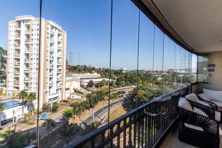 Apartamento à venda com 139m², 3 quartos e 2 vagas Apartamento à venda com 139m², 3 quartos e 2 vagasVaranda da Sala de Jantar