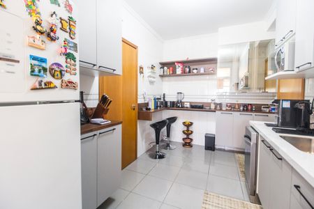 Apartamento à venda com 139m², 3 quartos e 2 vagas Apartamento à venda com 139m², 3 quartos e 2 vagasCozinha
