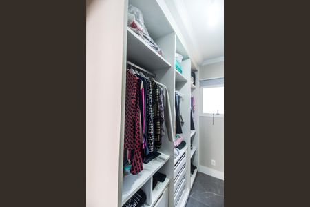 Apartamento à venda com 139m², 3 quartos e 2 vagas Apartamento à venda com 139m², 3 quartos e 2 vagasCloset da suíte 1