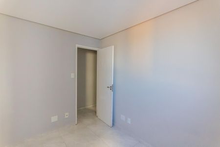 Quarto 1 de apartamento para alugar com 2 quartos, 48m² em Jardim Monte Libano, Santo André