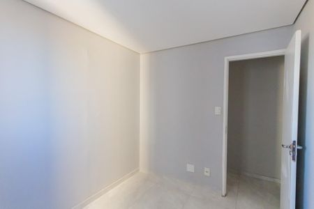 Quarto 1 de apartamento para alugar com 2 quartos, 48m² em Jardim Monte Libano, Santo André