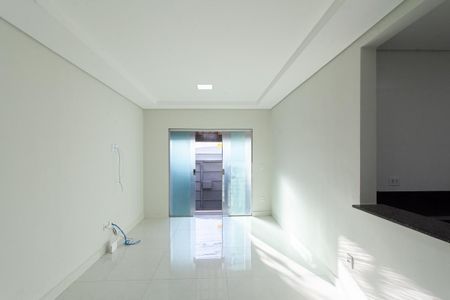 Sala de casa para alugar com 3 quartos, 110m² em Jardim Leblon, Belo Horizonte