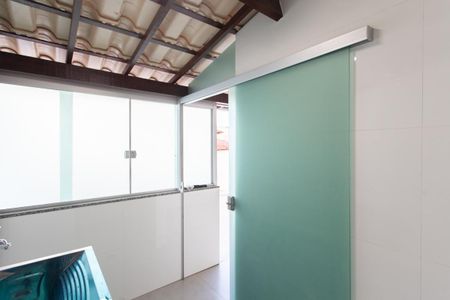 Casa para alugar com 110m², 3 quartos e 1 vagaÁrea de Serviço
