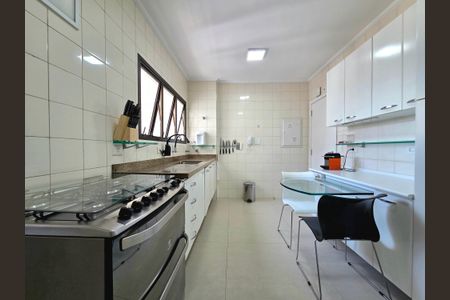 Apartamento à venda com 156m², 3 quartos e 2 vagasCozinha