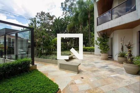 Apartamento à venda com 156m², 3 quartos e 2 vagasEntrada