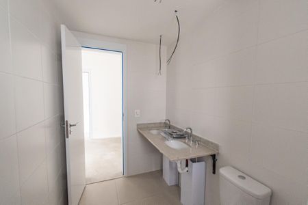 Apartamento à venda com 142m², 3 quartos e 2 vagasBanheiro da suíte 1