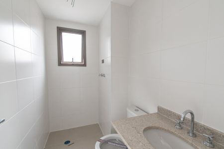 Apartamento à venda com 142m², 3 quartos e 2 vagasBanheiro da suíte 2