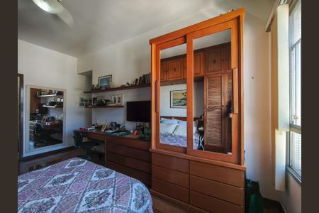 Apartamento à venda com 149m², 3 quartos e 2 vagasSuíte