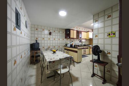 Apartamento à venda com 149m², 3 quartos e 2 vagasCozinha