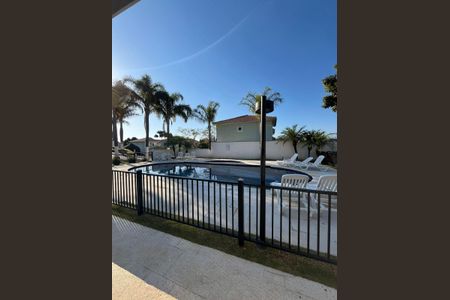 Casa de condomínio à venda com 125m², 3 quartos e 2 vagas Casa de condomínio à venda com 125m², 3 quartos e 2 vagasÁrea comum - Piscina