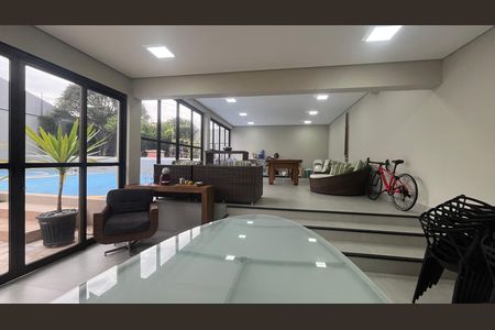 Casa à venda com 1000m², 5 quartos e 6 vagas Casa à venda com 1000m², 5 quartos e 6 vagasÁrea comum