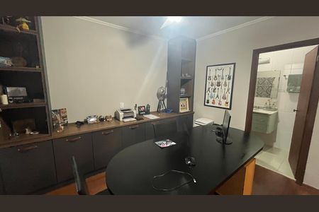 Casa à venda com 1000m², 5 quartos e 6 vagas Casa à venda com 1000m², 5 quartos e 6 vagasSuíte 3
