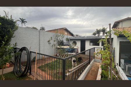 Casa à venda com 1000m², 5 quartos e 6 vagas Casa à venda com 1000m², 5 quartos e 6 vagasÁrea comum