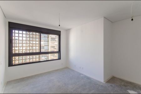Apartamento à venda com 154m², 3 quartos e 2 vagasSuíte 2