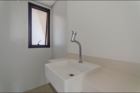 Apartamento à venda com 154m², 3 quartos e 2 vagasBanheiro da Suíte 1
