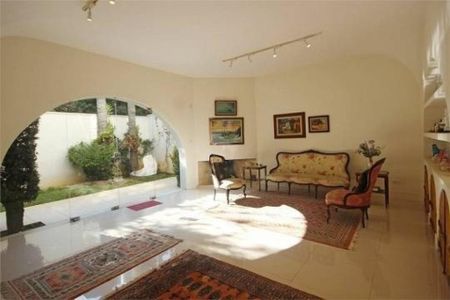 Casa à venda com 3 quartos, 280m² em Vila Madalena, São Paulo