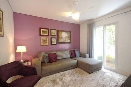 Casa à venda com 3 quartos, 280m² em Vila Madalena, São Paulo