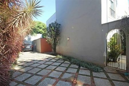 Casa à venda com 3 quartos, 280m² em Vila Madalena, São Paulo