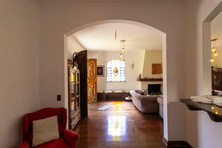 Casa à venda com 450m², 5 quartos e 4 vagasSala de Estar