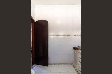 Casa à venda com 450m², 5 quartos e 4 vagasBanheiro da Suíte 1