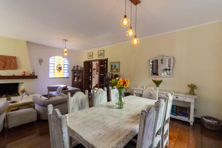 Casa à venda com 450m², 5 quartos e 4 vagasSala de Jantar