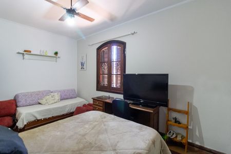 Casa à venda com 450m², 5 quartos e 4 vagasQuarto 2