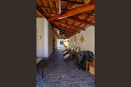 Casa à venda com 450m², 5 quartos e 4 vagasÁrea gourmet