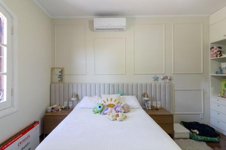 Casa à venda com 450m², 5 quartos e 4 vagasSuíte 2