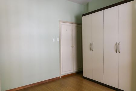 Casa de condomínio à venda com 159m², 3 quartos e 3 vagasQuarto 1