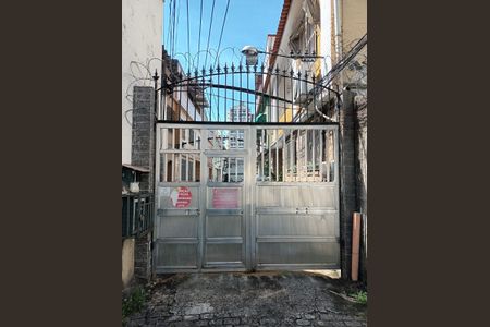 Casa de condomínio à venda com 159m², 3 quartos e 3 vagasFachada