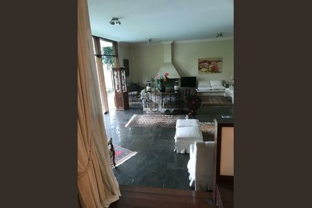 Casa à venda com 4 quartos, 550m² em Jardim Guedala, São Paulo