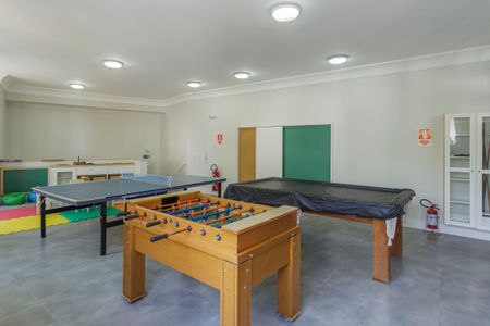 Casa de condomínio à venda com 214m², 4 quartos e 4 vagasÁrea comum - Sala de Jogos