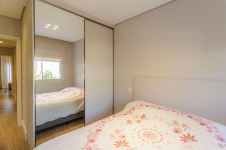 Casa de condomínio à venda com 214m², 4 quartos e 4 vagasQuarto 1