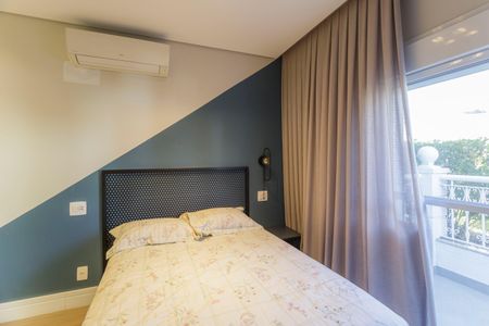 Casa de condomínio à venda com 214m², 4 quartos e 4 vagasSuíte 1