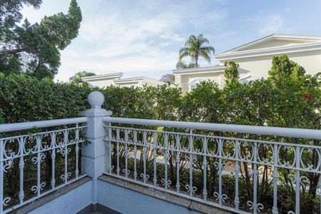 Casa de condomínio à venda com 214m², 4 quartos e 4 vagasVaranda Suíte 1