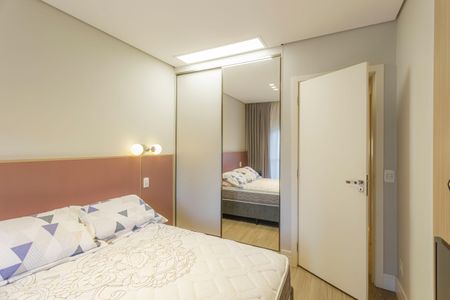 Casa de condomínio à venda com 214m², 4 quartos e 4 vagasQuarto 2