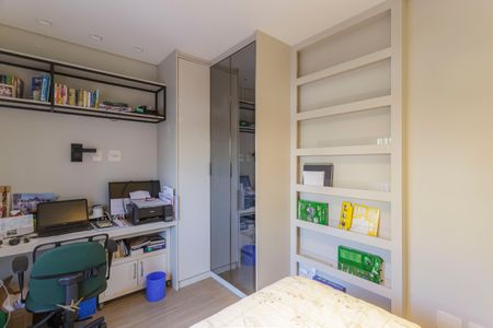 Casa de condomínio à venda com 214m², 4 quartos e 4 vagasSuíte 1