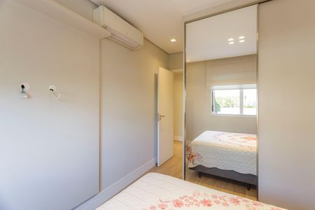 Casa de condomínio à venda com 214m², 4 quartos e 4 vagasQuarto 1