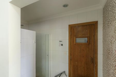 Casa de condomínio à venda com 214m², 4 quartos e 4 vagasSauna