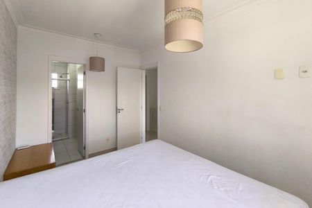 Casa de condomínio à venda com 87m², 3 quartos e 2 vagas Casa de condomínio à venda com 87m², 3 quartos e 2 vagasSuíte