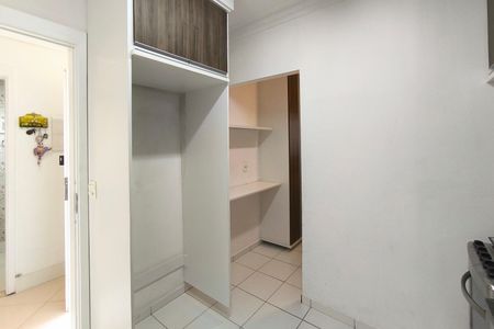 Casa de condomínio à venda com 87m², 3 quartos e 2 vagas Casa de condomínio à venda com 87m², 3 quartos e 2 vagasCozinha